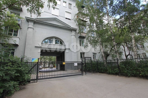
  Продается 4-комн. квартира, 86 м², Пархоменко ул, д. 8
. Фото 10.