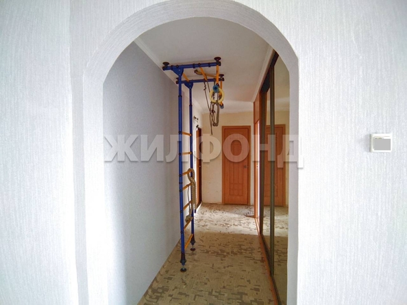 
  Продается 3-комн. квартира, 59 м², Есенина ул, д. 10
. Фото 1.