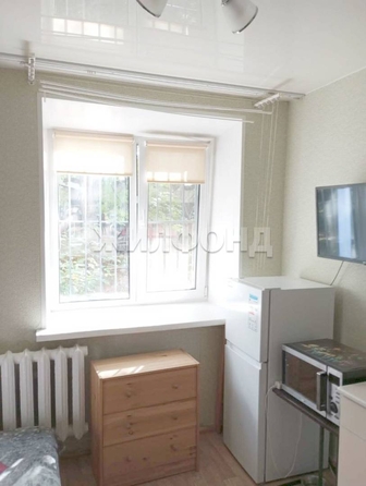
  Продается 1-комн. квартира, 13.5 м², Пермитина ул, д. 12
. Фото 2.