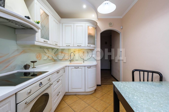 
  Продается 3-комн. квартира, 71.7 м², Балакирева ул, д. 1
. Фото 2.