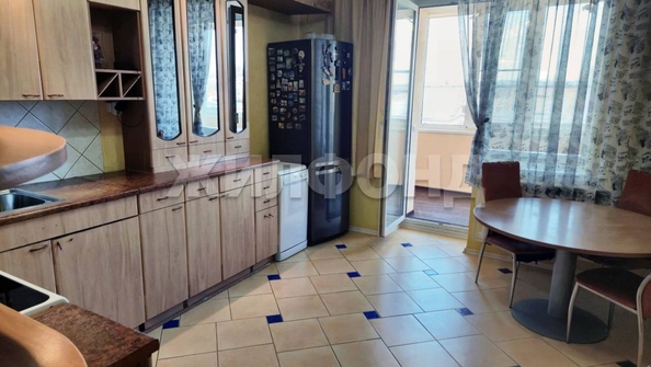 
  Продается 4-комн. квартира 147 м². Фото 1.