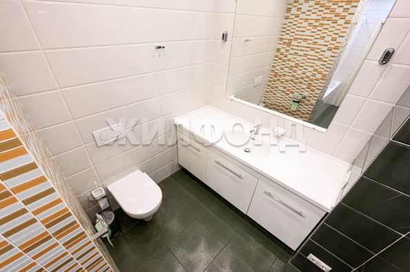 
  Продается 3-комн. квартира, 90.9 м², Адриена Лежена ул, д. 29/1
. Фото 11.