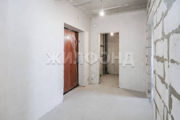 
  Продается 2-комн. квартира, 67.3 м², Есенина ул, д. 67
. Фото 17.