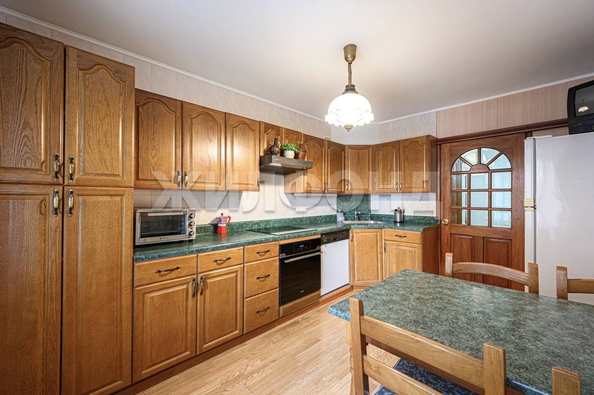 
  Продается 4-комн. квартира, 88.6 м², Вокзальная магистраль ул, д. 6/1
. Фото 3.