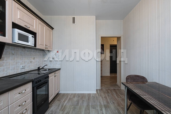 
  Продается 1-комн. квартира, 41.9 м², 2-й (4 мкр.) кв-л, д. 228
. Фото 9.