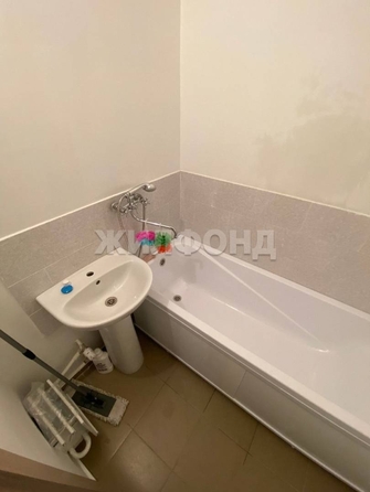 
  Сдается 2-комн. квартира, 53 м², Титова ул, д. 257/2
. Фото 15.