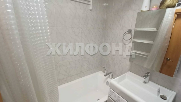 
  Продается 1-комн. квартира, 25.5 м², Петухова ул, д. 99
. Фото 6.