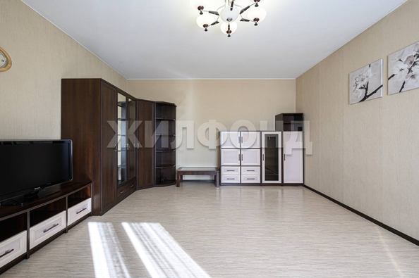 
  Продается 2-комн. квартира, 53.9 м², Обогатительная ул, д. 4
. Фото 2.