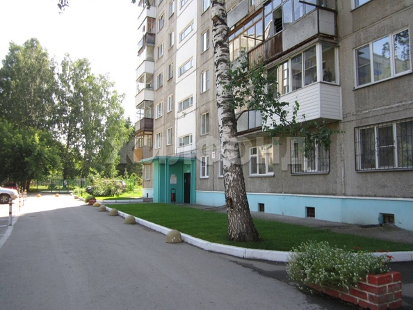 
  Продается 4-комн. квартира, 70.8 м², Зорге ул, д. 193/1
. Фото 18.