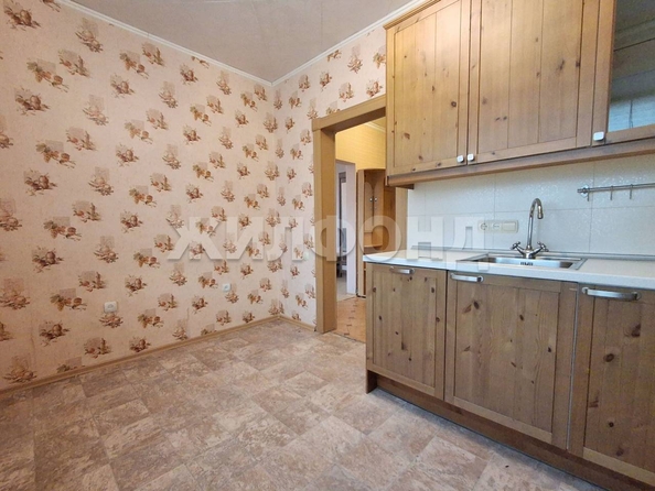 
  Продается 1-комн. квартира, 38.8 м², Дунаевского ул, д. 3
. Фото 8.