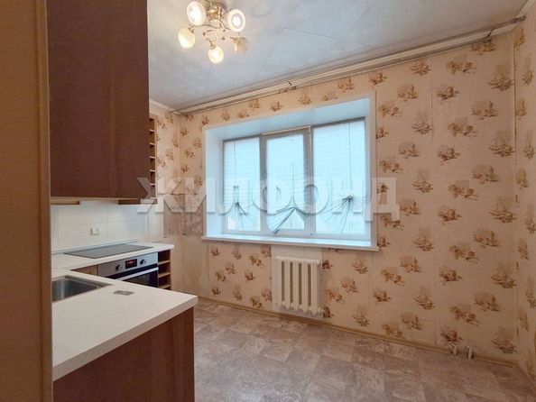 
  Продается 1-комн. квартира, 38.8 м², Дунаевского ул, д. 3
. Фото 9.