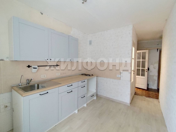 
  Продается 1-комн. квартира, 35.6 м², Чкалова ул, д. 74
. Фото 5.