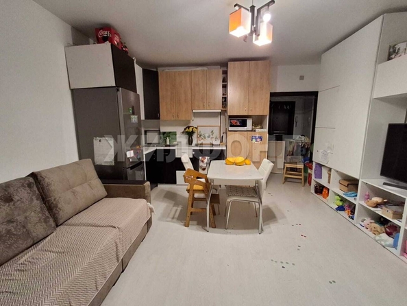 
  Продается 2-комн. квартира, 41.7 м², Овражная ул, д. 13
. Фото 1.