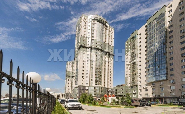 
  Продается 3-комн. квартира, 91.1 м², Фрунзе ул, д. 230
. Фото 2.