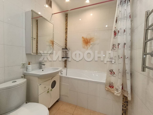 
  Продается 4-комн. квартира, 117 м², Владимировская ул, д. 21
. Фото 8.
