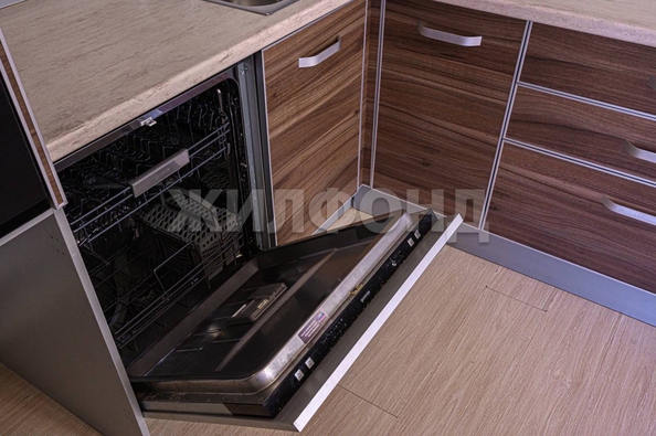 
  Продается 4-комн. квартира, 117 м², Владимировская ул, д. 21
. Фото 9.