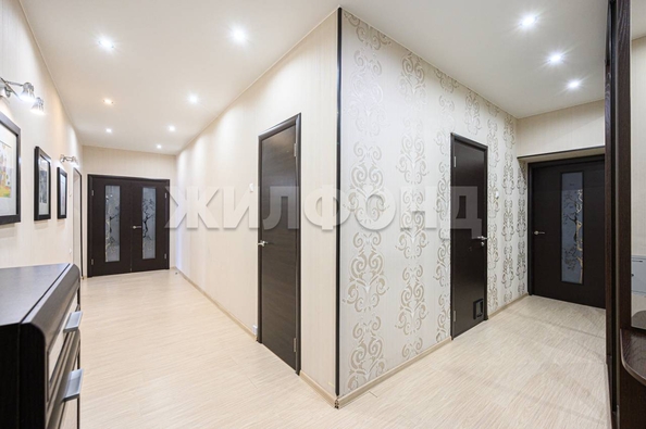 
  Продается 4-комн. квартира, 117 м², Владимировская ул, д. 21
. Фото 14.