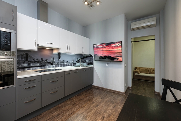 
  Продается 2-комн. квартира, 50.5 м², Романова ул, д. 55
. Фото 7.
