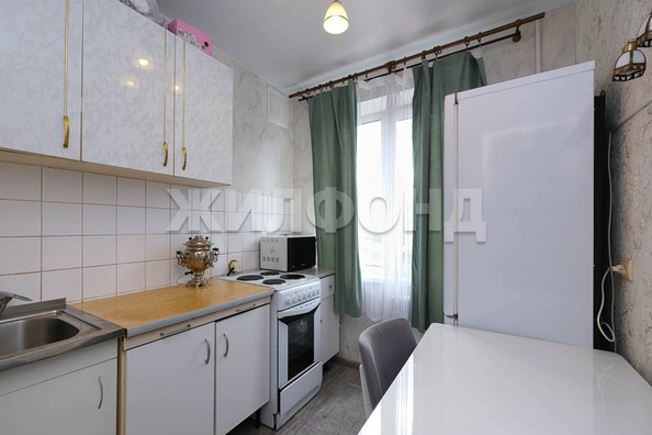
  Продается 1-комн. квартира, 29.3 м², Кропоткина ул, д. 130/3
. Фото 2.