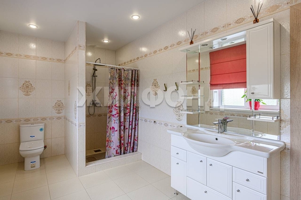 
  Продается дом, 253.3 м², Новосибирск
. Фото 35.