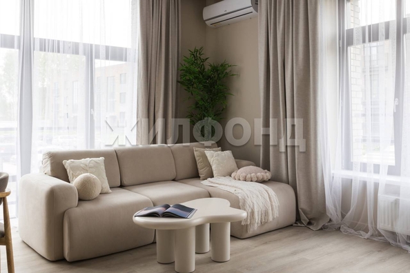 
  Продается 3-комн. квартира, 69.3 м², Тесла ул, д. 24
. Фото 6.