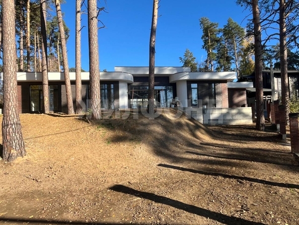 
  Продается дом, 230.7 м², Новосибирск
. Фото 1.