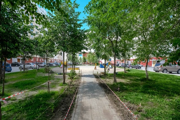 
  Продается 2-комн. квартира, 76 м², Татьяны Снежиной ул, д. 49
. Фото 7.