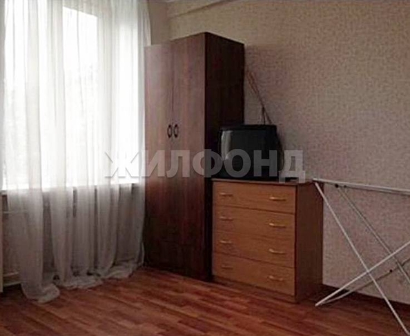 
  Продается комната, 18.7 м², Серафимовича ул, д. 1
. Фото 2.