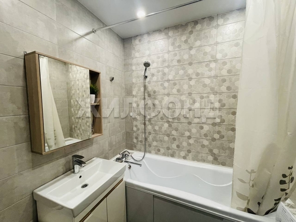 
  Продается 2-комн. квартира, 63.1 м², Декабристов ул, д. 10
. Фото 14.