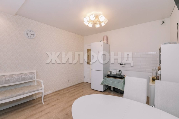 
  Продается 3-комн. квартира, 74.1 м², Приморская ул, д. 10/1
. Фото 10.