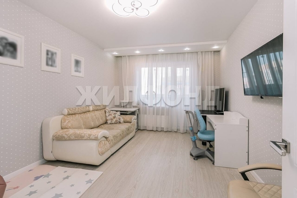 
  Продается 3-комн. квартира, 74.1 м², Приморская ул, д. 10/1
. Фото 15.