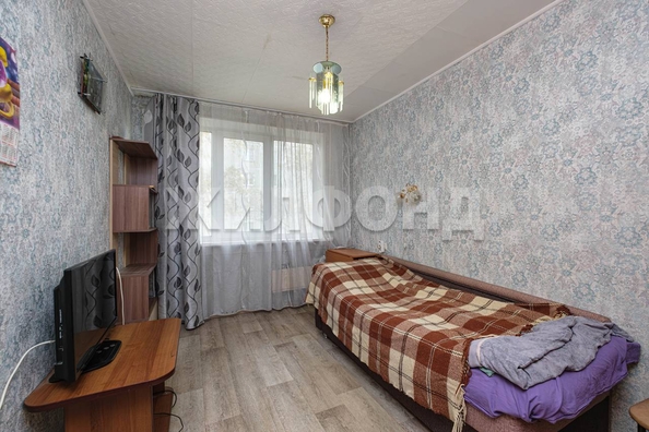 
  Продается 3-комн. квартира, 58.3 м², Полтавская ул, д. 37
. Фото 12.