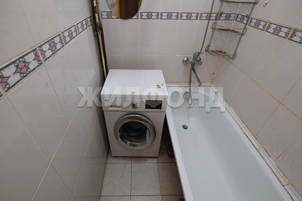 
  Продается 3-комн. квартира, 58.3 м², Полтавская ул, д. 37
. Фото 19.