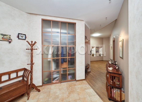 
  Продается 3-комн. квартира, 137.9 м², Галущака ул, д. 1
. Фото 16.