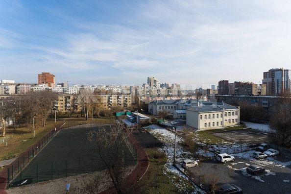 
  Продается 2-комн. квартира, 45.7 м², Кошурникова ул, д. 7/1
. Фото 16.