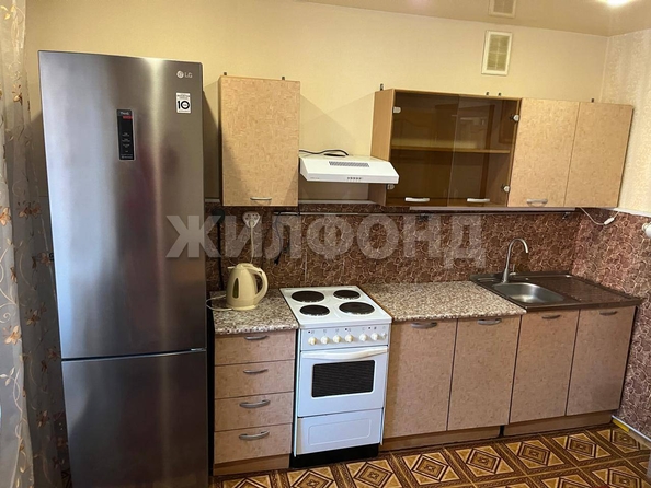 
  Продается 2-комн. квартира, 58.8 м², Северный мкр, д. 19
. Фото 3.