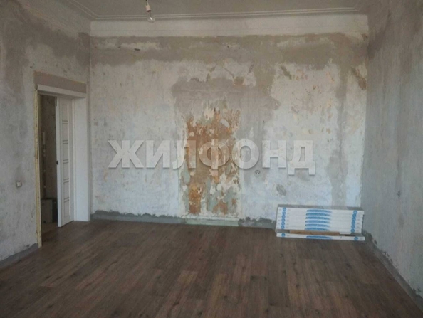 
  Продается 3-комн. квартира, 82 м², Военный городок ул, д. 102
. Фото 2.