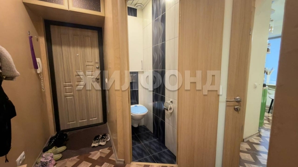
  Продается 3-комн. квартира, 47.9 м², Есенина ул, д. 20
. Фото 16.