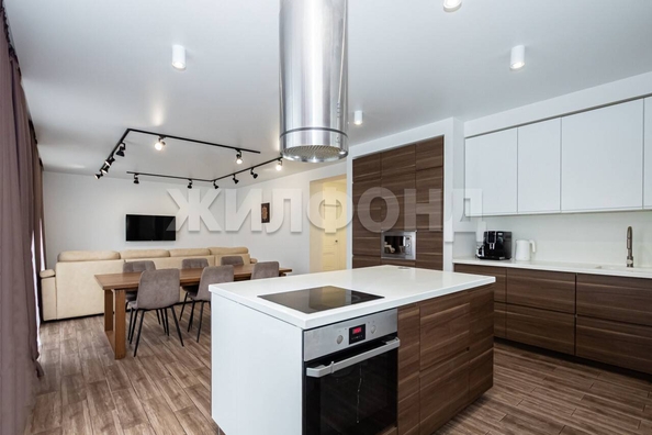 
  Продается дом, 265.6 м², поселок Каменушка
. Фото 1.