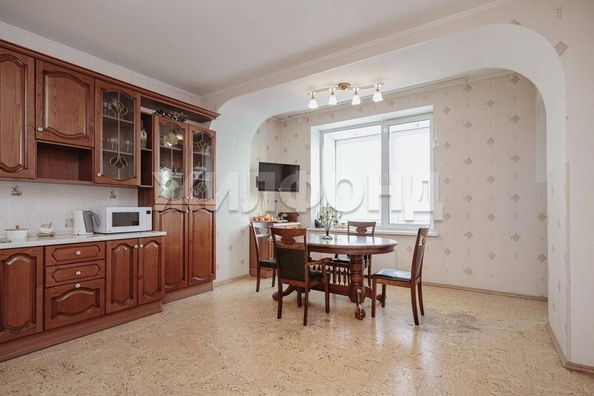 
  Продается 3-комн. квартира 158 м². Фото 2.