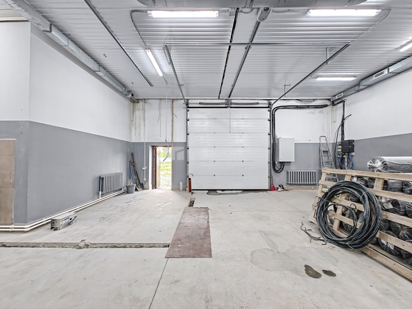 
  Продается производственное помещение 1525.8 м². Фото 5.