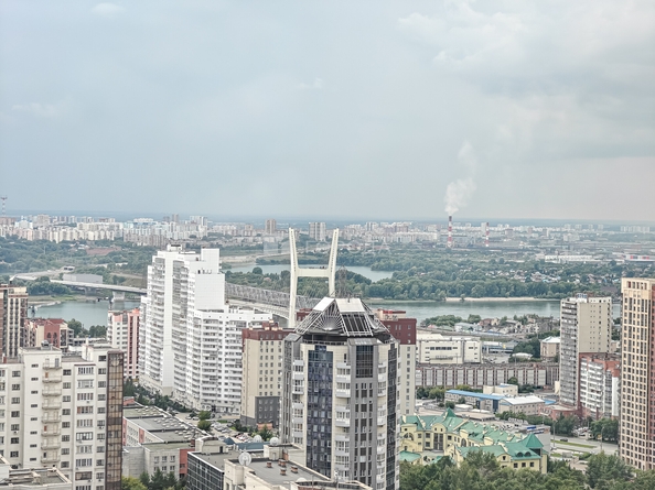 
  Продается 4-комн. квартира 102 м², в ЖК Чикаго. Фото 2.