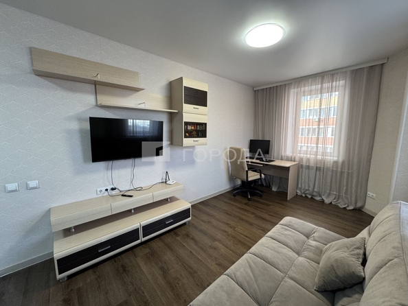
  Продается 2-комн. квартира 63.7 м², в ЖК Молодежный, дом 4. Фото 5.