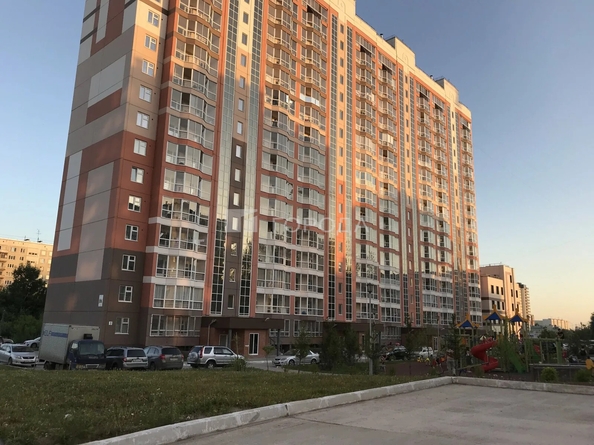 
  Продается офис 38.5 м². Фото 1.