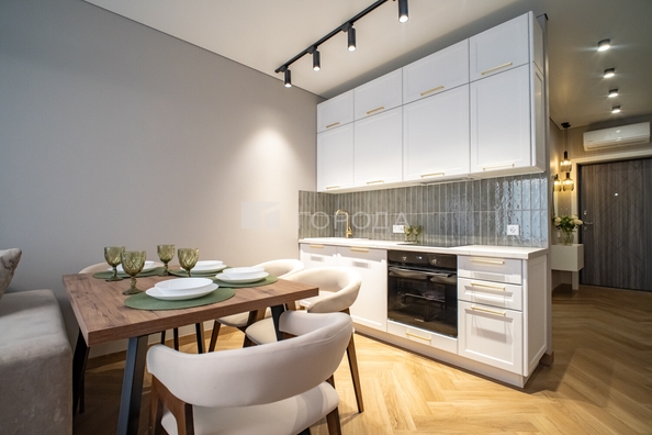 
  Продается 2-комн. квартира 71 м², в ЖК Писарева, корпус 1. Фото 1.