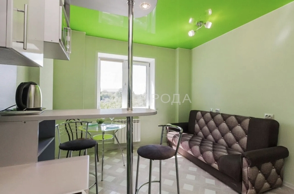 
  Продается 1-комн. квартира 44 м², в ЖК Радужный каскад, б/с 19. Фото 2.