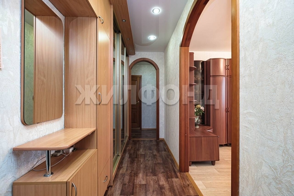 
  Продается 3-комн. квартира 62.4 м². Фото 1.
