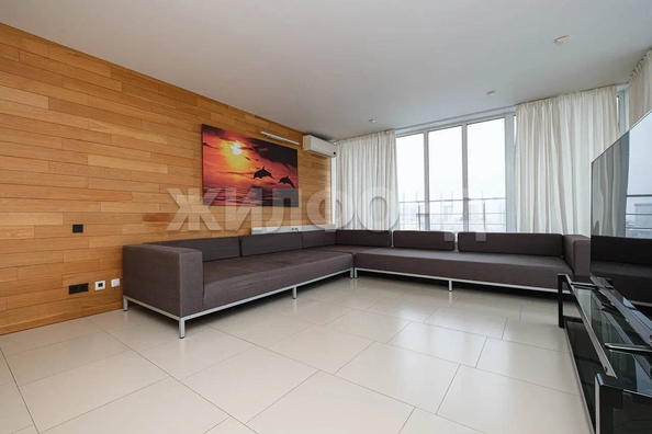 
  Продается 3-комн. квартира 154.8 м². Фото 6.