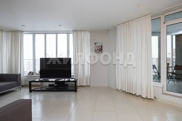 
  Продается 3-комн. квартира 154.8 м². Фото 8.