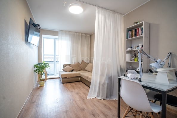 
  Продается 2-комн. квартира 37.9 м², в ЖК Солнечные часы, 3 очередь, дом 4. Фото 3.